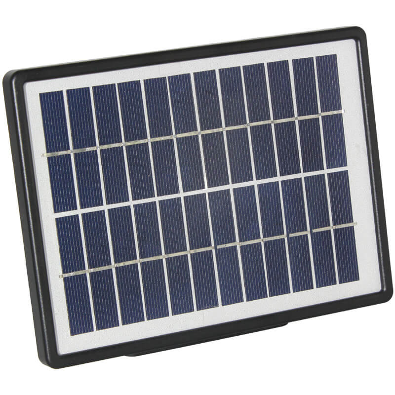 8W Solar LED Floodlight with PIR - Image 3